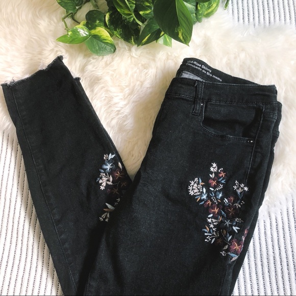 DIY Floral Embroidered Denim Jeans